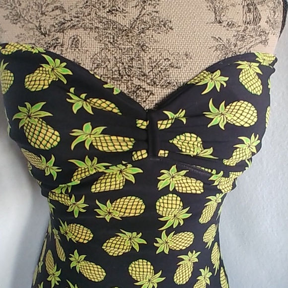 Delia's One Piece Pineapple Bathing suit - Picture 2 of 6